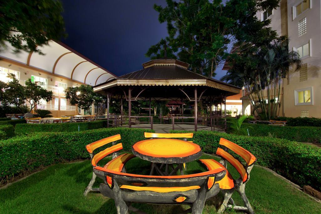 D Varee Xpress Hillside Hua Hin チャアム エクステリア 写真